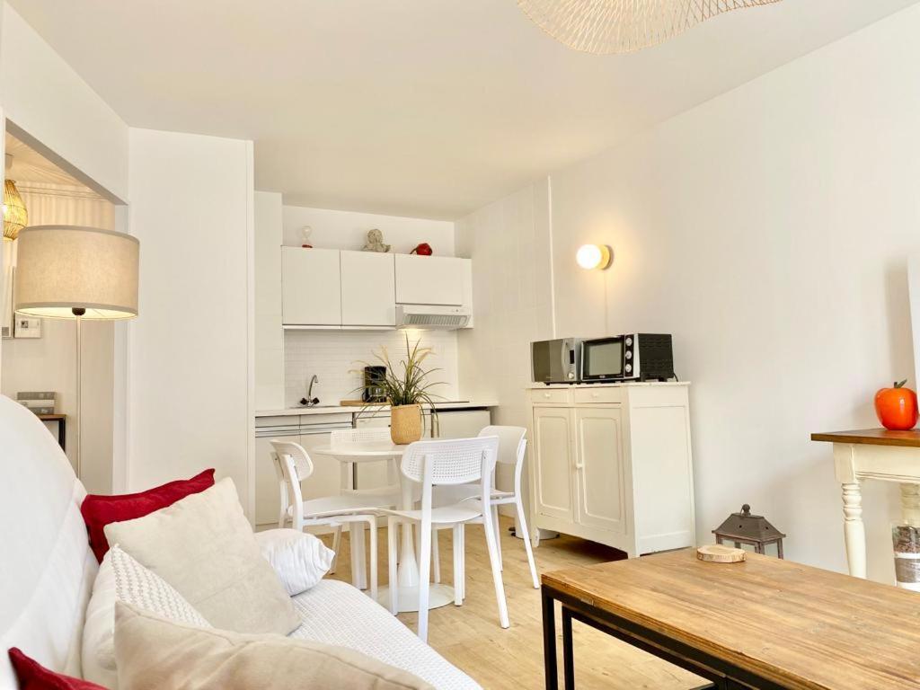 Appartement Elegant Avec Vue Sur Le Port Saint-Martin-de-Ré Dış mekan fotoğraf